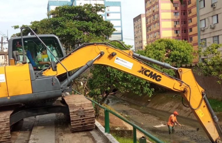 Limpeza de canal no Saboó já retirou mais de 314 toneladas de detritos