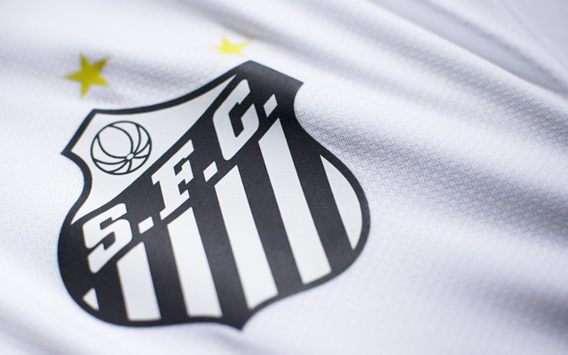 Exposição comemora os 110 anos do Santos Futebol Clube