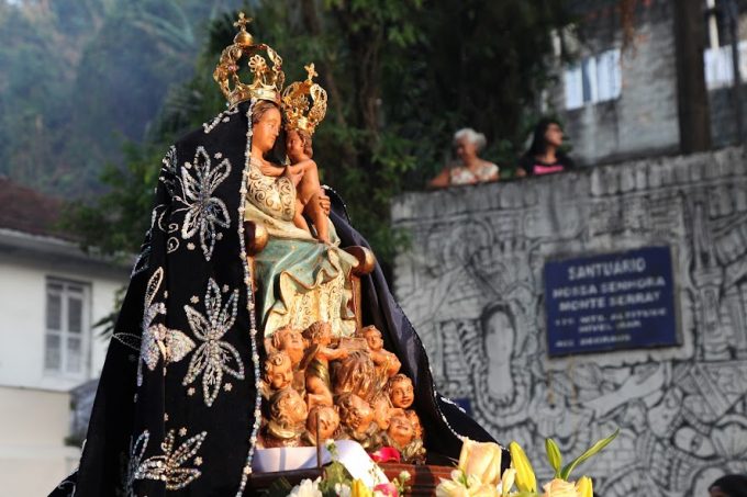 Santos dá início às comemorações em homenagem à Nossa Senhora do Monte Serrat