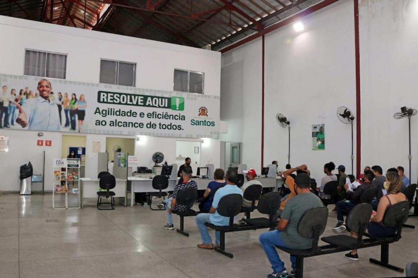 Centro Público de Emprego de Santos tem mais de 60 vagas em vários cargos