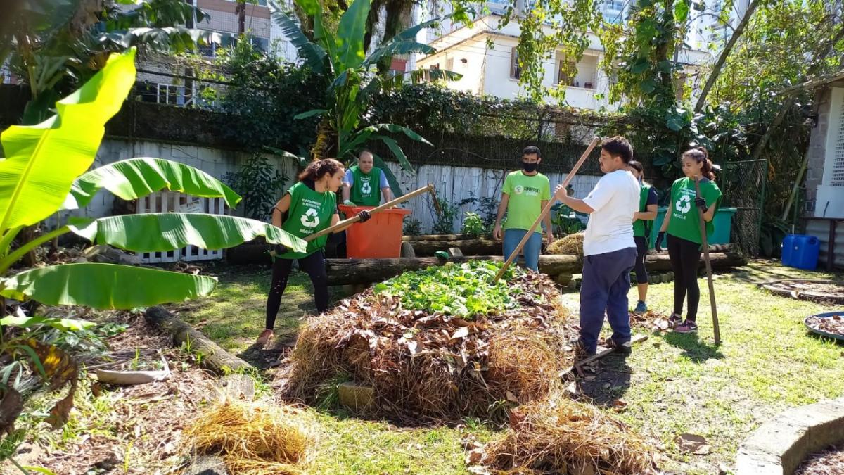 Santos recebe prêmio estadual por estudo sobre segurança alimentar feito em feira livre