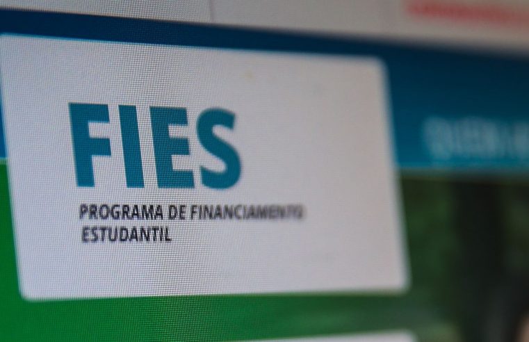 Estudantes podem se inscrever no Fies até sexta-feira