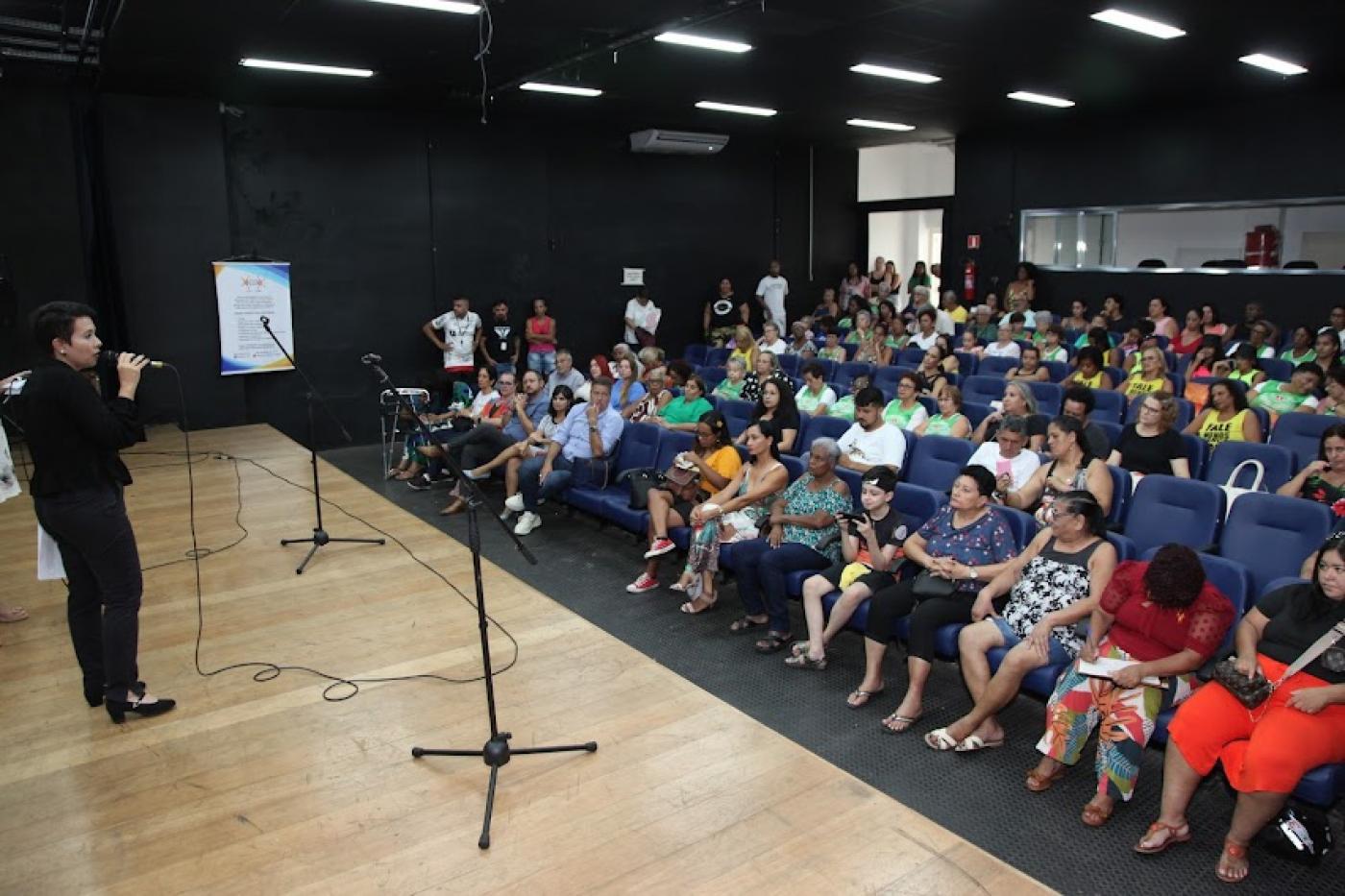 Encontro promove arte, informação e homenagens para mulheres da Zona Noroeste