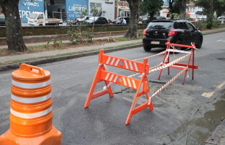 Santos aplica multas que somam R$ 818 mil à Sabesp por buracos e falhas em reparos de vias