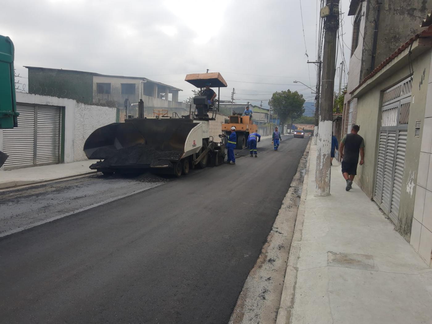 Nova pavimentação finaliza série de melhorias em rua do Saboó