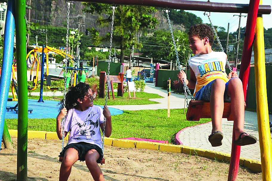 Parque verde mescla natureza, arte e sustentabilidade