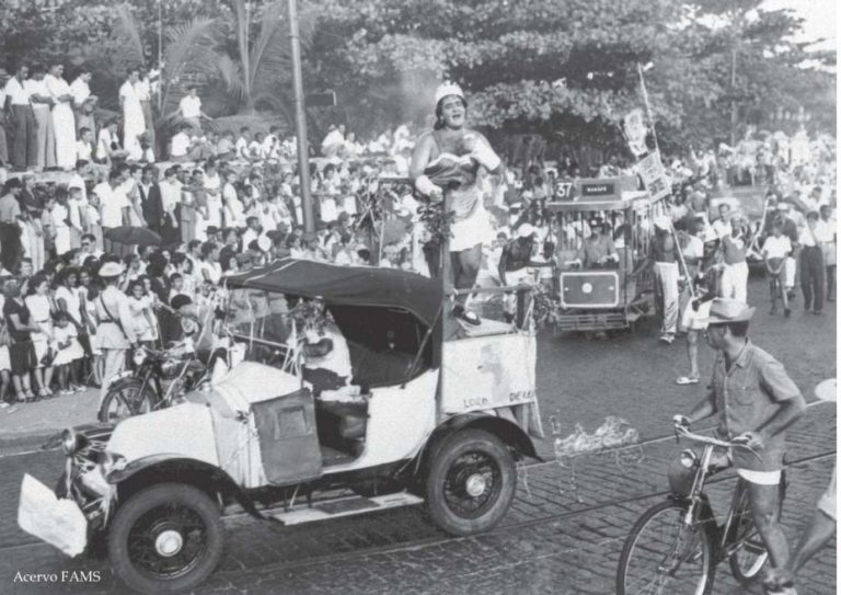 "Memórias do Carnaval Santista" é a exposição virtual que a Fundação Arquivo e Memória de Santos apresenta durante a folia para lembrar a trajetória da festa na cidade.