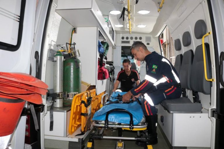 Em janeiro, 10% das chamadas ao Samu de Santos foram trotes, comprometendo atendimentos de emergência. Saiba o impacto e como denunciar.