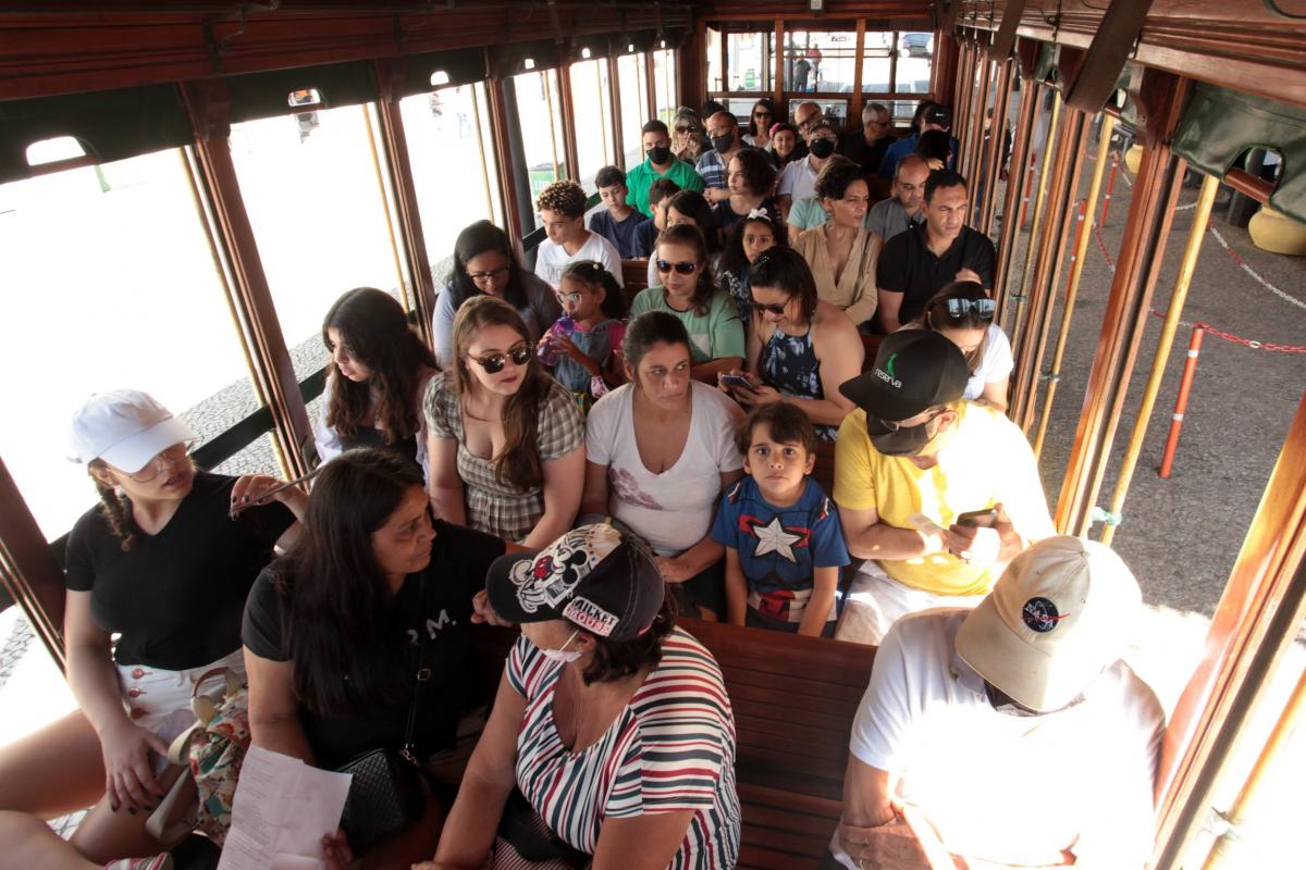 Turismo em Santos bate recordes e movimenta R$ 1,5 bi na temporada