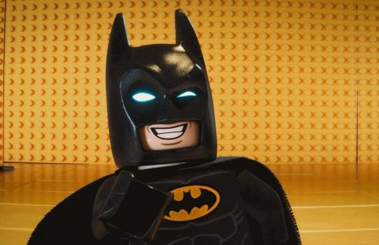 Cinema gratuito em morro de Santos exibe ‘LEGO Batman’ e ‘Toy Story 4’