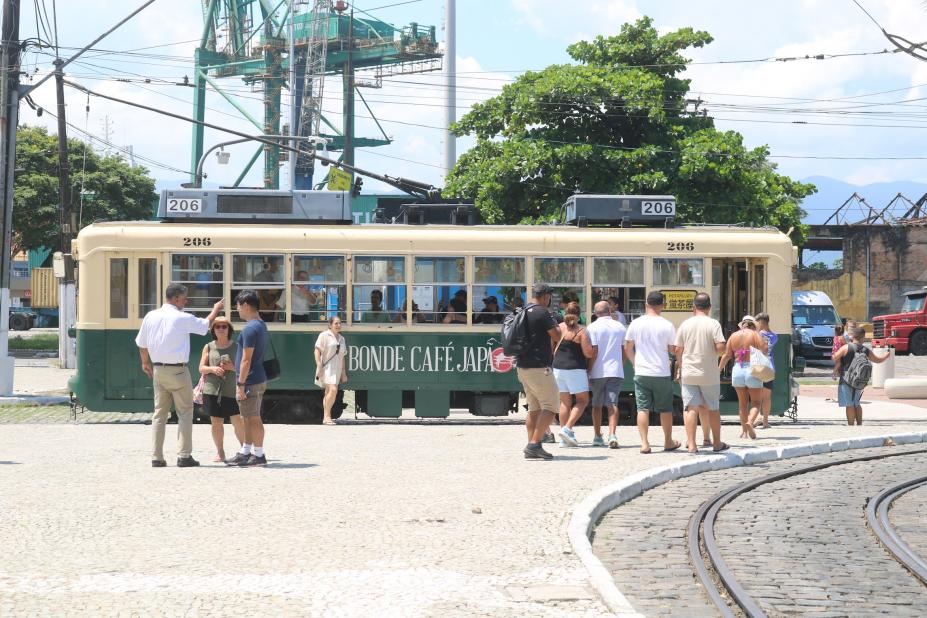 Santos celebra 116 anos da chegada dos bondes elétricos à cidade
