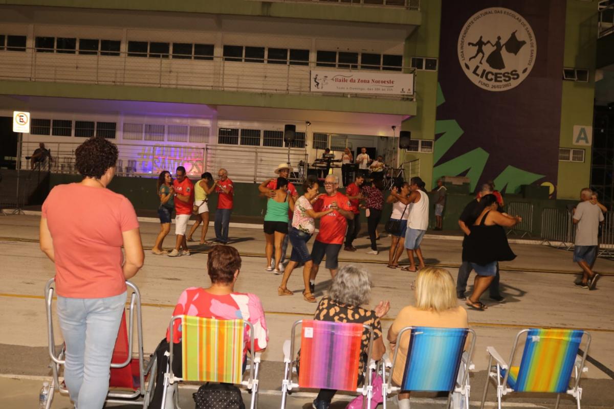 Baile anima a Zona Noroeste neste domingo