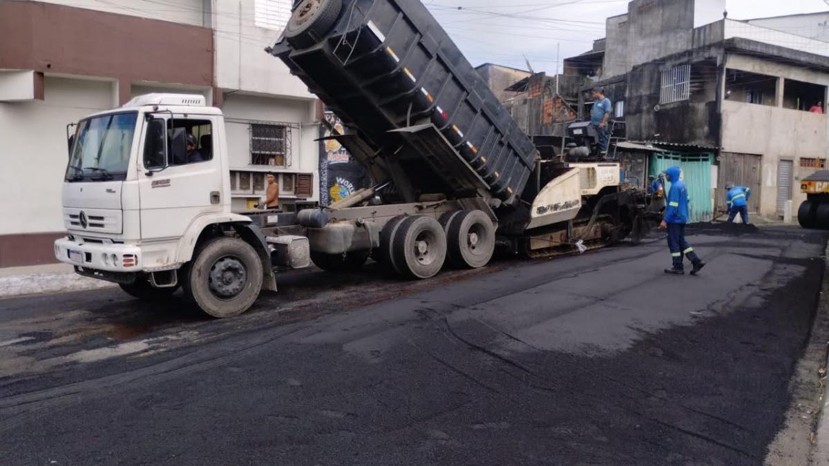 Obras de melhoria avançam no Rádio Clube em Santos