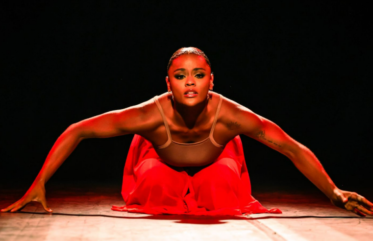 Dança e história feminina são destaques em espetáculo no Sesi Santos