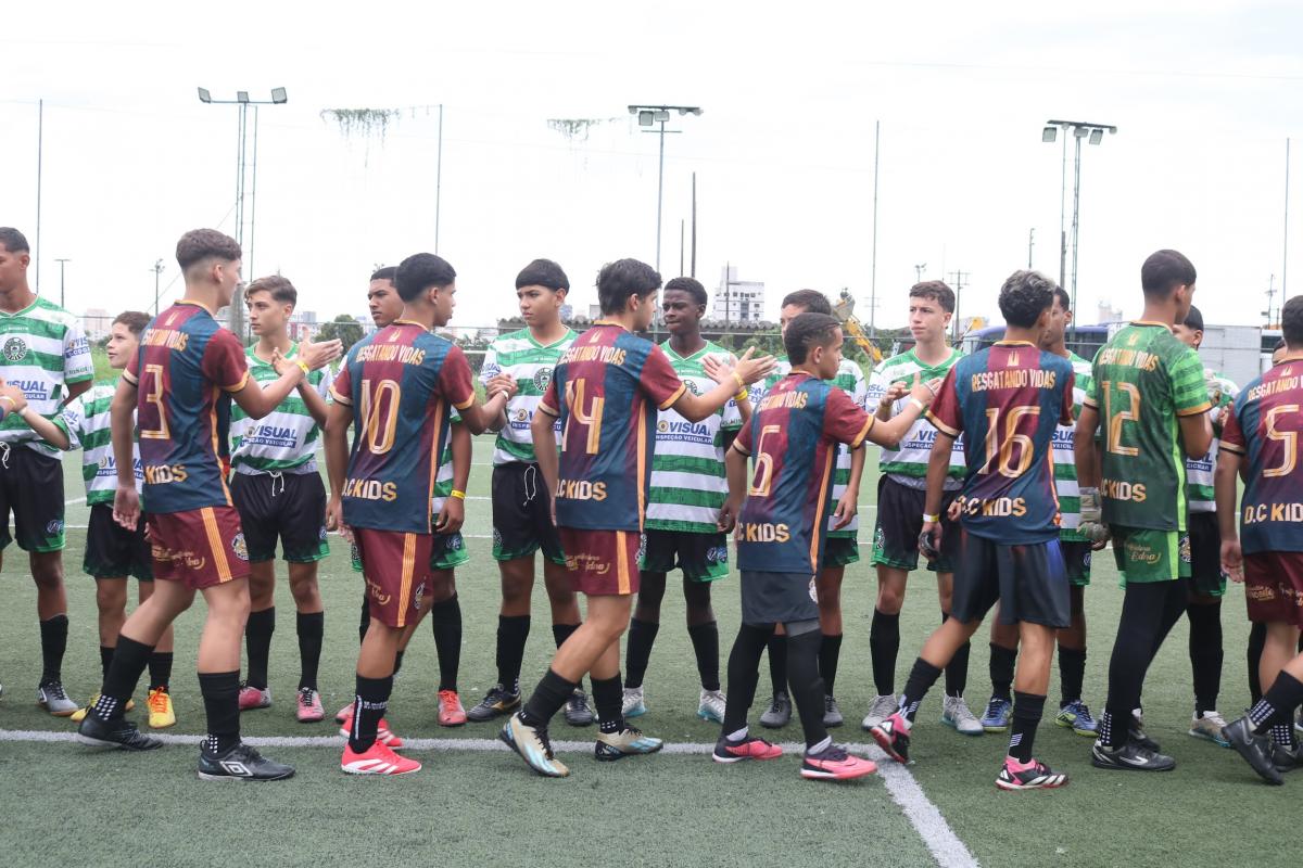 Futebol e transformação social marcam a Taça das Favelas em Santos