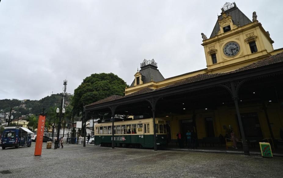 Bonde Café estaciona no Centro Histórico de Santos para degustação