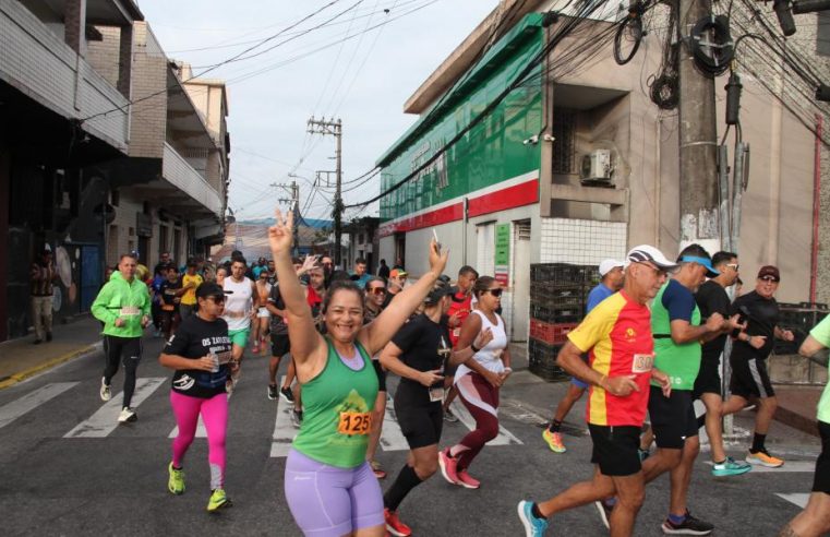 Santista e canadense vencem tradicional Prova Rústica dos Morros