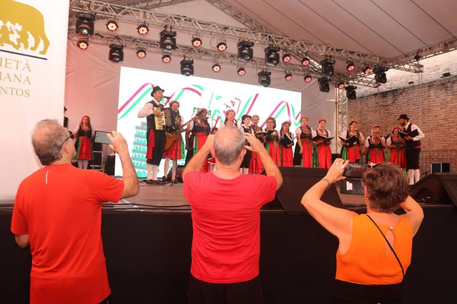 Festa Italiana de Santos 2025 leva gastronomia, música e cultura ao Parque Valongo