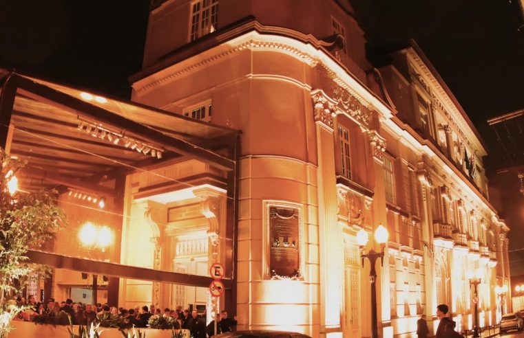 Associação Comercial de Santos celebra 100 anos do Palácio do Comércio