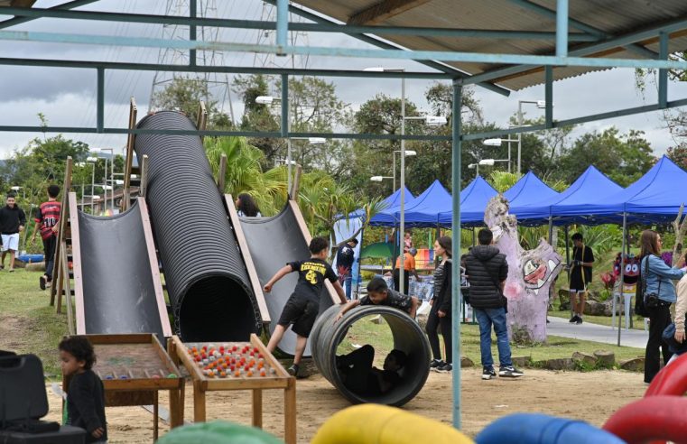 Zela Feliz leva diversão e educação ambiental para a Zona Noroeste de Santos