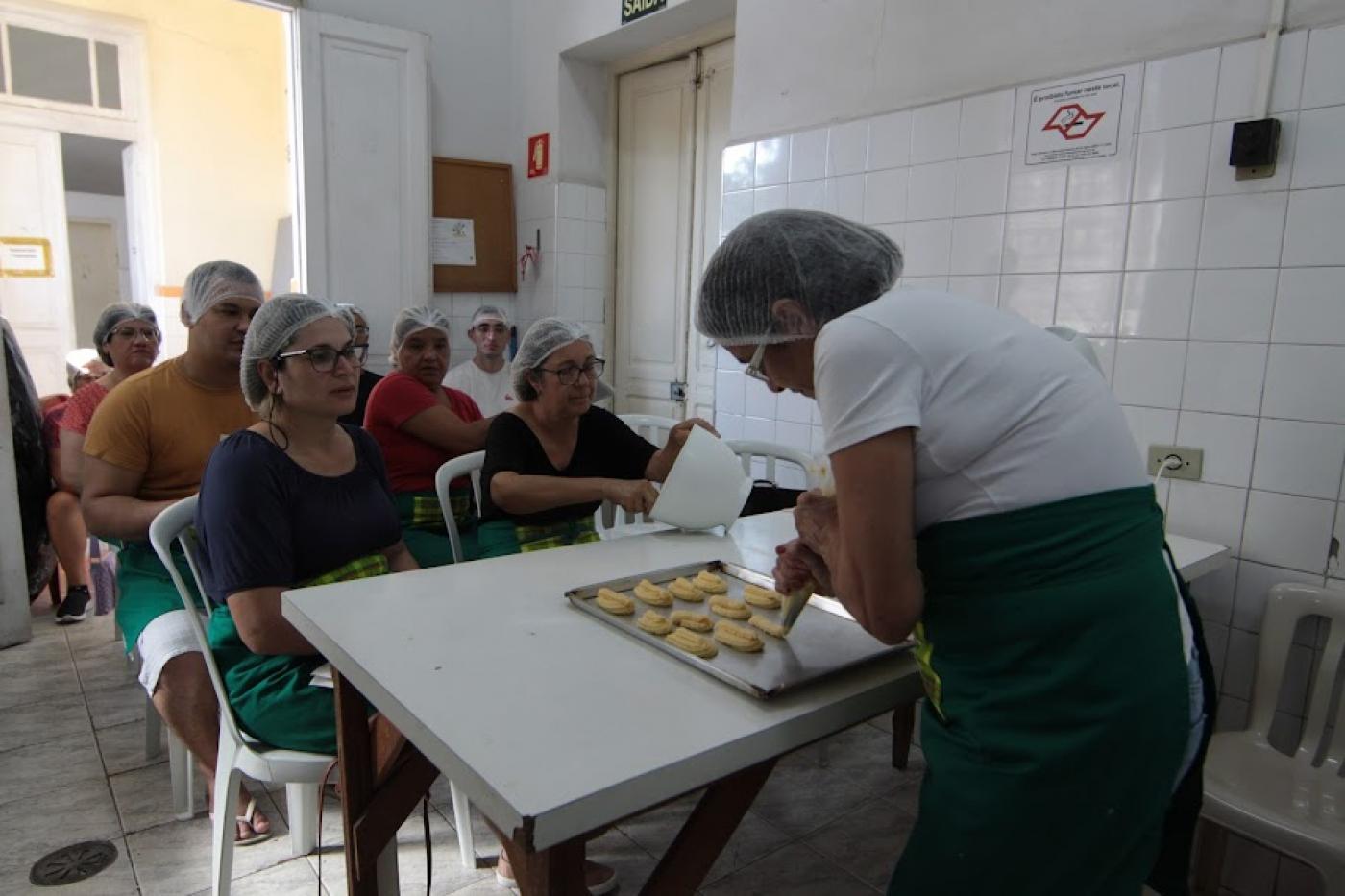 Fundo Social de Solidariedade abre inscrições para cursos gratuitos de Artesanato e Padaria
