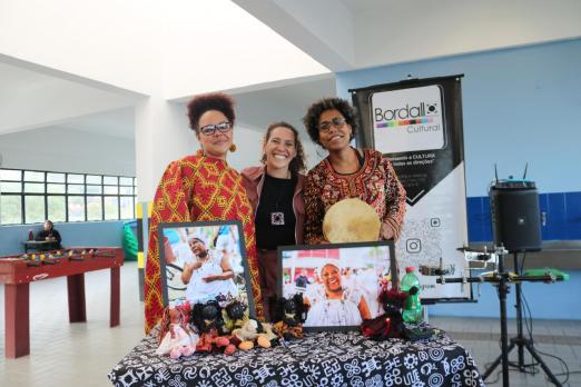 Projeto Abayomi promove cultura afro-brasileira em escola de Santos