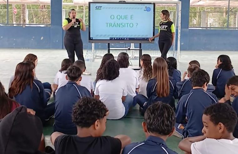 CET leva palestras de educação no trânsito para estudantes em Caruara