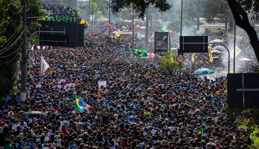 Marcha para Jesus 2025 em Santos reúne grandes nomes do gospel