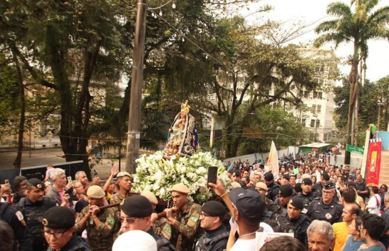 Santos celebra Dia da Padroeira com missas e procissão nesta segunda-feira (8)