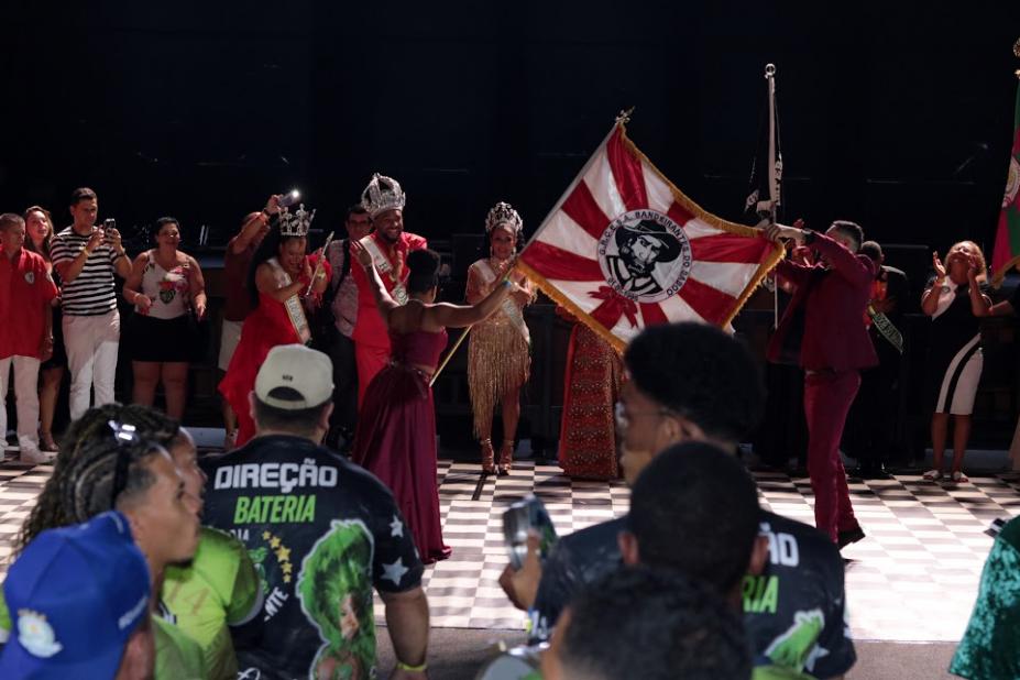 Carnaval 2026 em Santos é lançado com festa e homenagens