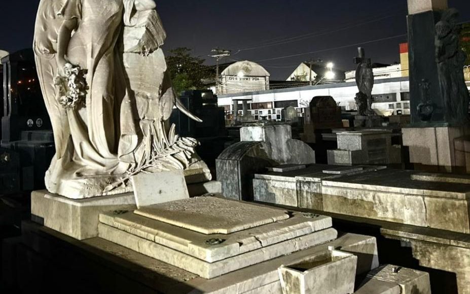 Passeio “Luz e Sombra” leva história e memória ao Cemitério do Paquetá em Santos
