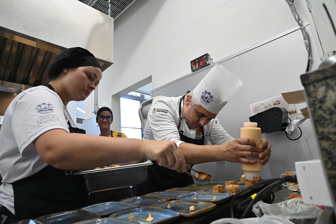 Restaurante-Escola Estação Bistrô reabre com cozinha modernizada no Centro