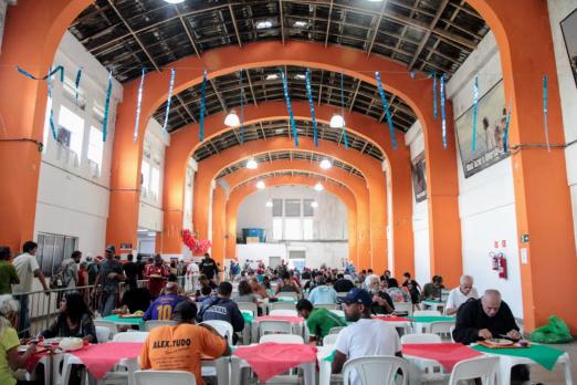 Bom Prato Mercado completa 20 anos com cardápio especial e música em Santos