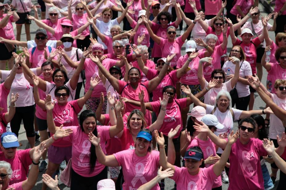 Santos lança programação do Outubro Rosa com exames, caminhadas e iluminação de prédios públicos