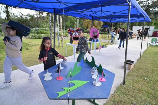 Regularização Fundiária: 100 famílias do Morro Santa Maria recebem matrículas de imóveis
