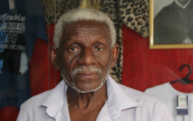 Casa das Culturas de Santos lança livro de Mestre Sombra