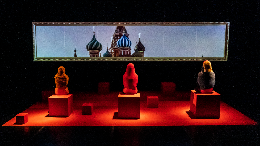 Espetáculo “Moscou para Principiantes” leva humor ao teatro do Sesi Santos