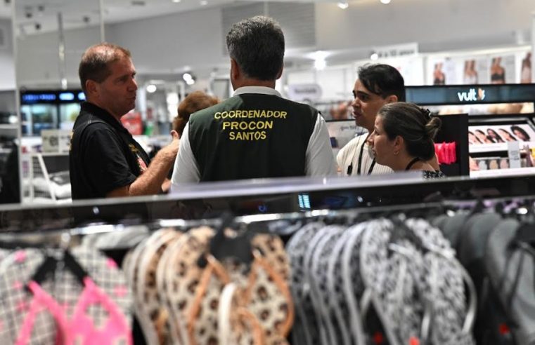 Procon-Santos promove ações de orientação e fiscalização durante a semana da Black Friday