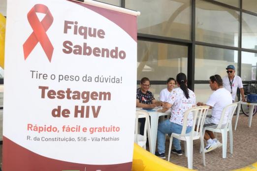 Campanha Fique Sabendo inicia testagem rápida de HIV e sífilis em Santos