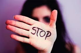 Evento qualifica profissionais no enfrentamento à violência contra a mulher