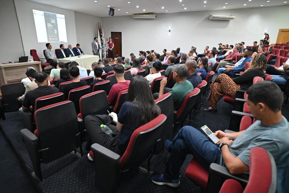 Santos inicia primeiro curso de Mecânica Portuária