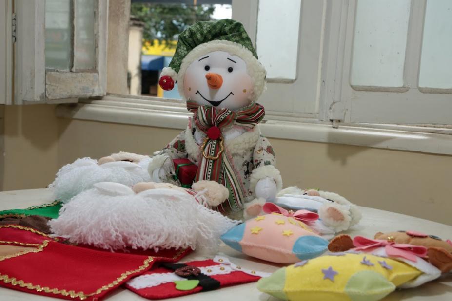 Santos abre vagas para cursos gratuitos de padaria artesanal, maquiagem e artesanato