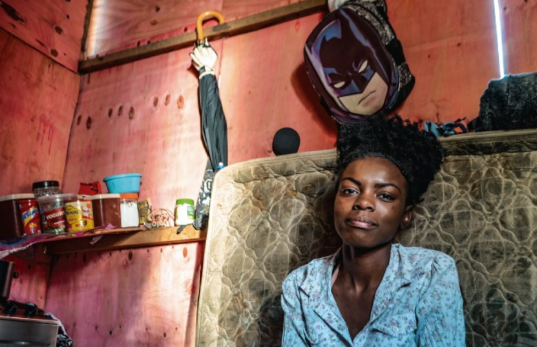 Exposição fotográfica retrata histórias da Comunidade Bela Vista no Sesi Santos