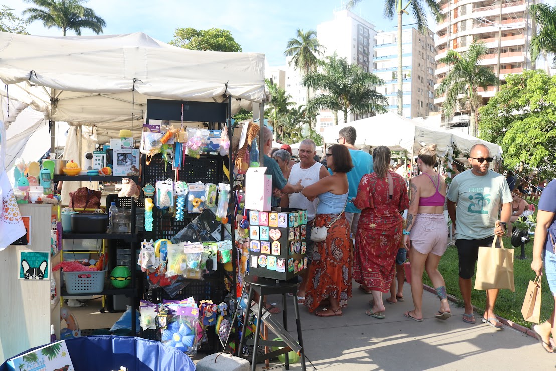 Feiras criativas em Santos celebram o Mês da Mulher com opções de presentes